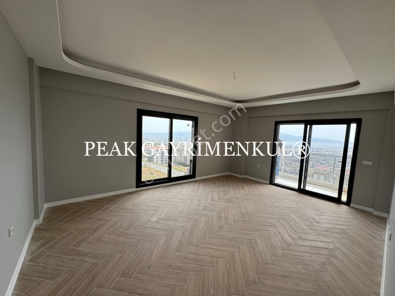 Çiğli Esentepe Satılık Sıfır 2+1 Daire(deniz Manzaralı,y.ısıtma)