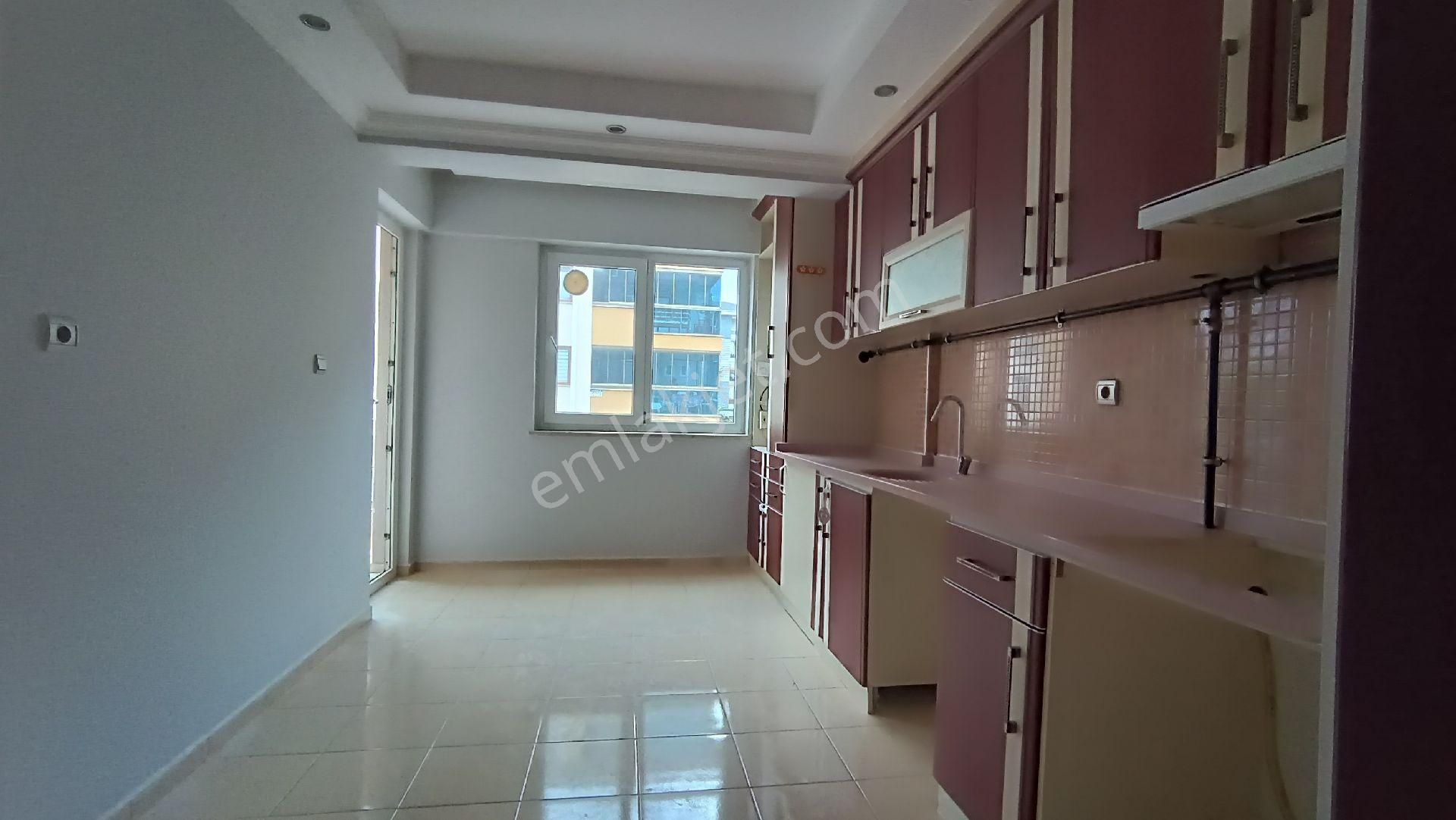 Çalışkan'dan Adalet'te Acil Çıkış Merdivenli 150 M² Daire