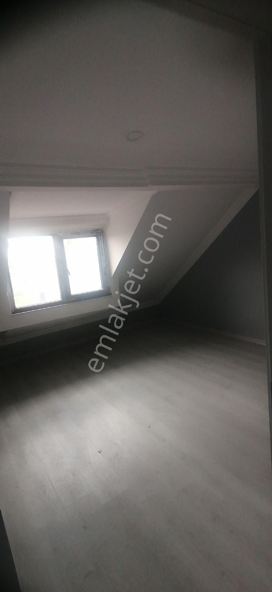 Arnavutköy Karlıbayırda Satılık Dubleks