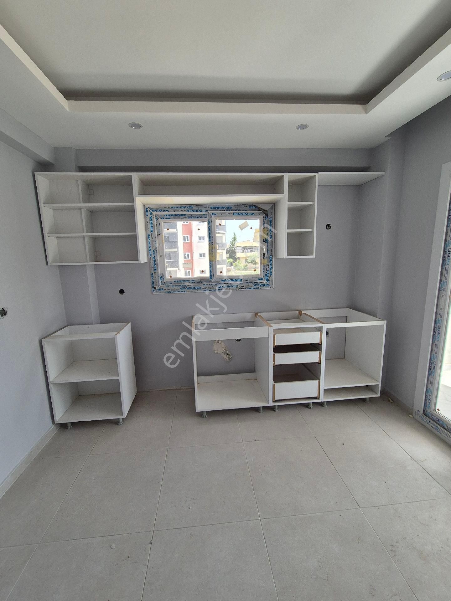 İncirlikte 2+1 Kapalı Mutfak 3 Bloklu Site İçerisinde Satılık Daire