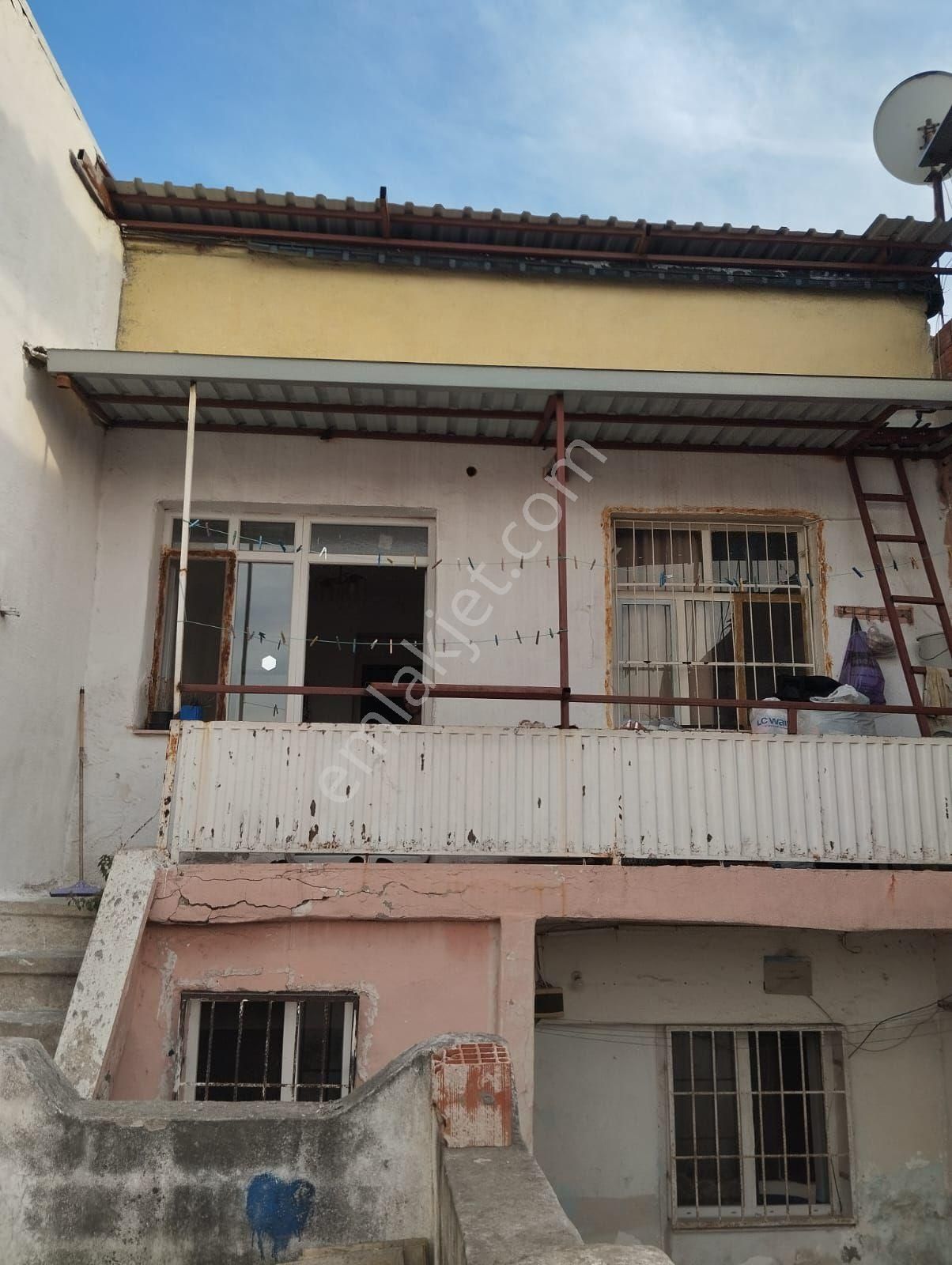 Konakta 5.000 Tl Ye Kiralık Ev