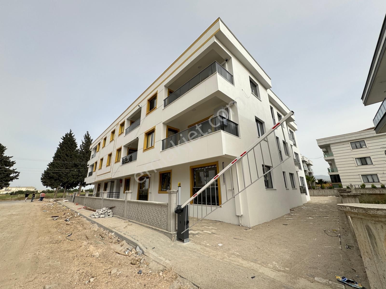 Zeki Emlak'tan Sıfır 2+1 Otoparklı Ara Kat Satılık Lüks Daire - Görsel 24