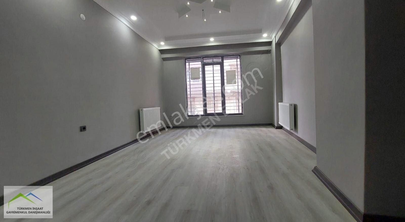 Türkmen Emlak'tan Satılık Balkonlu Sıfır Yüksek Giriş Daire