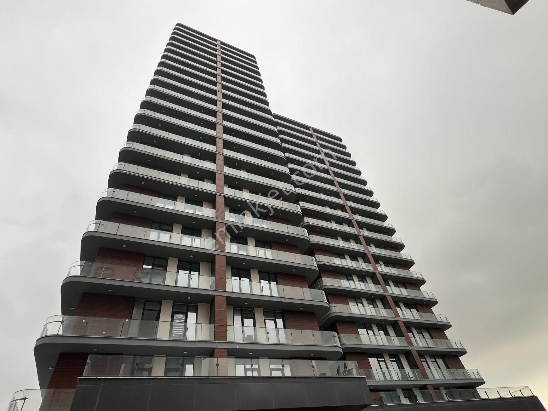 Pegaas'tan Empıre Avcılar'da Deniz Manzaralı 3+1 Kiralık Daire