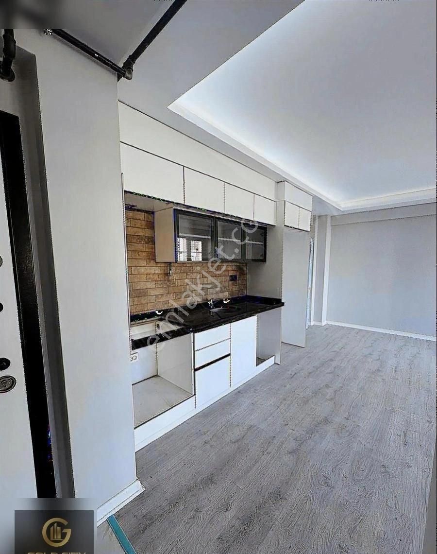 Gold Cıty'den Lux Ana Lokasyon 1+1 50 M2 Geniş Satılık Daire - Görsel 9