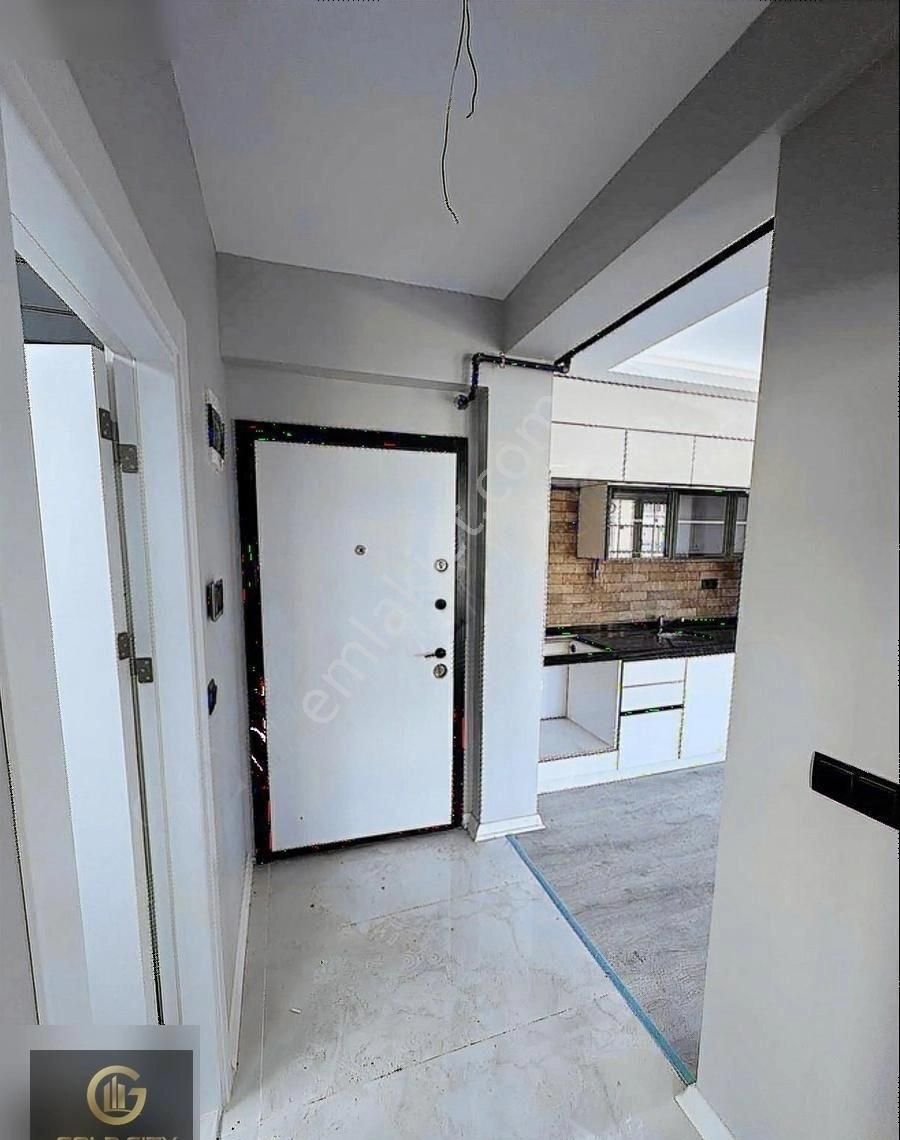 Gold Cıty'den Lux Ana Lokasyon 1+1 50 M2 Geniş Satılık Daire - Görsel 4