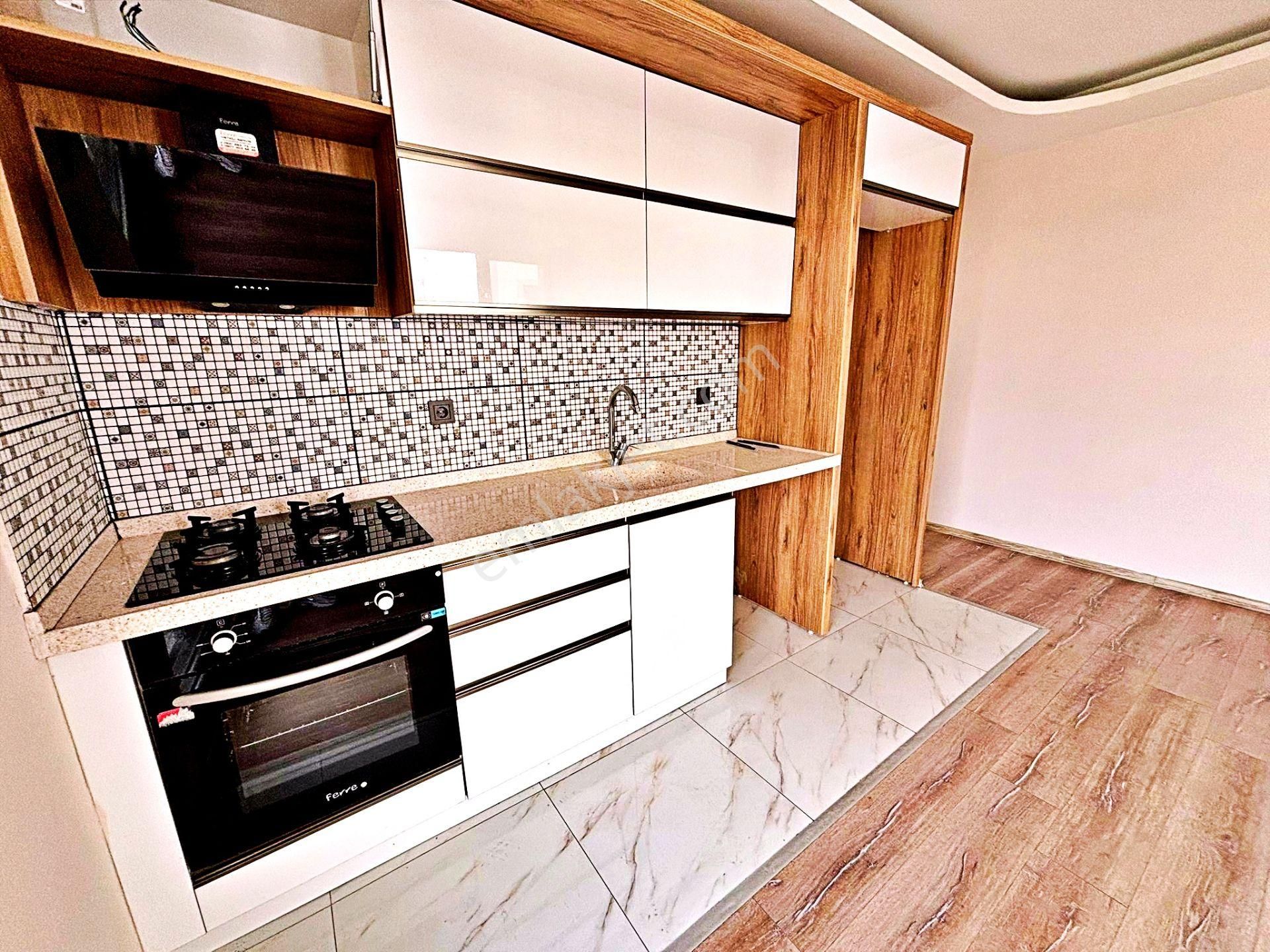 🟥gültaş Emlaktan Akçay Altınkumda Satılık 1+1 Ara Kat Asansörlü Otoparklı Daire
