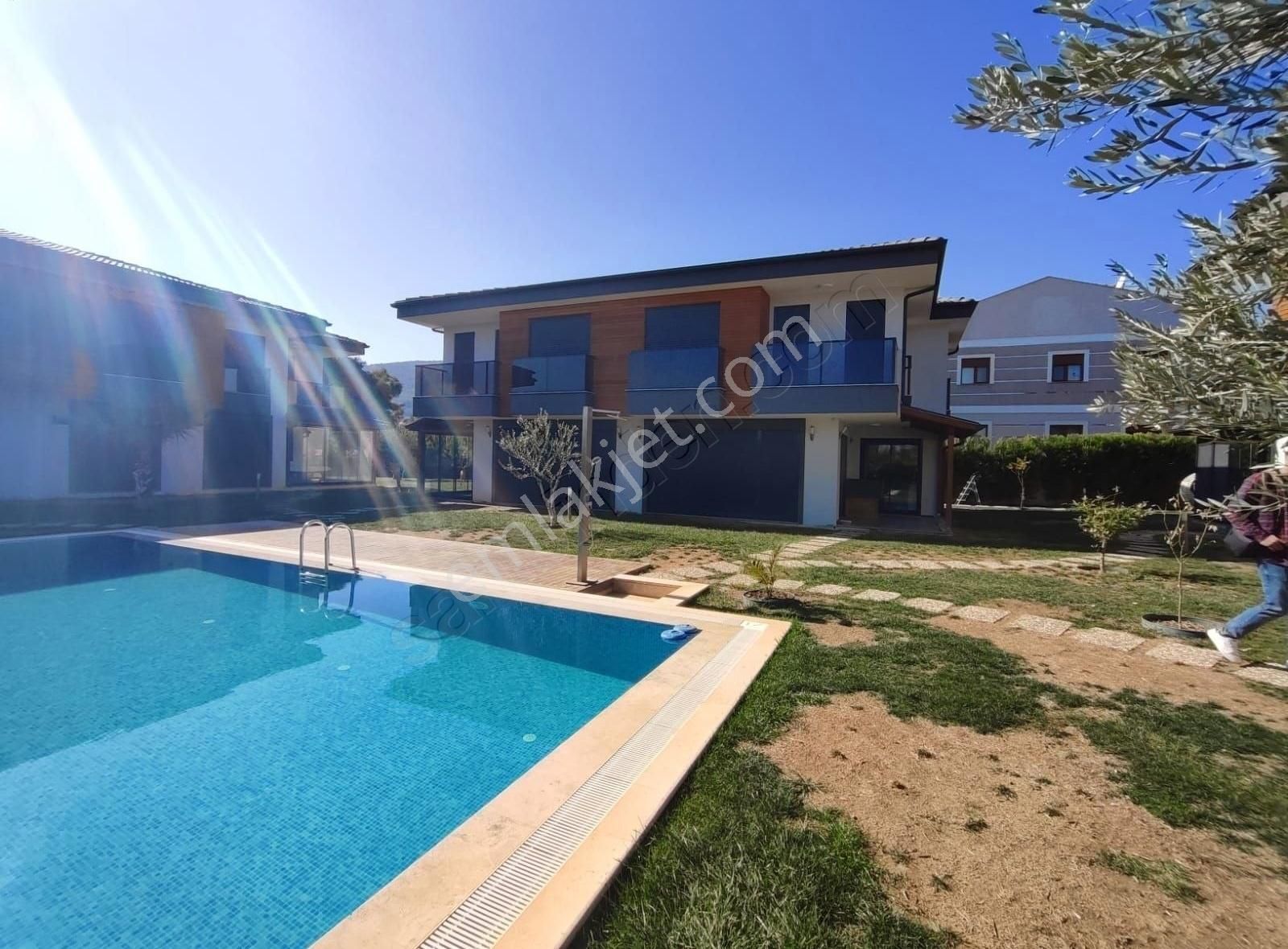 Butik Site İçinde Sıfır Villa