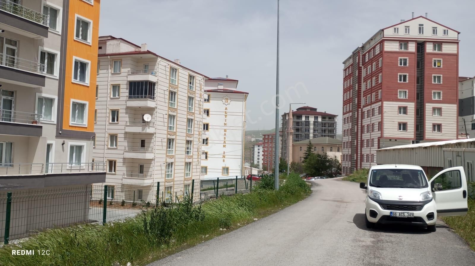 1+1 Eşyalı Kiralık Daire Üniversite Yolu Petrol Yanı