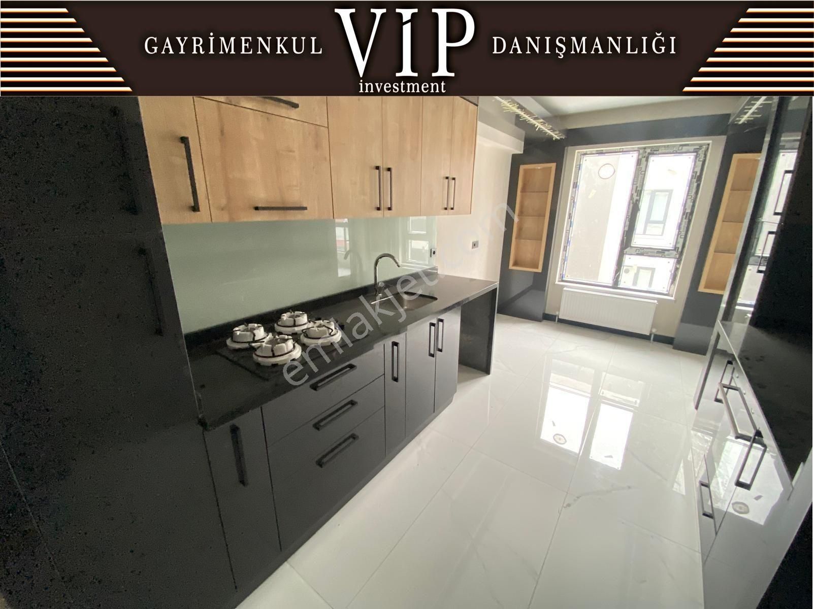 Eryaman Yeşilova Mahallesi Metromall Avm Yakını Site İçi 4+1 Lüks Yapılı Sıfır Daireler