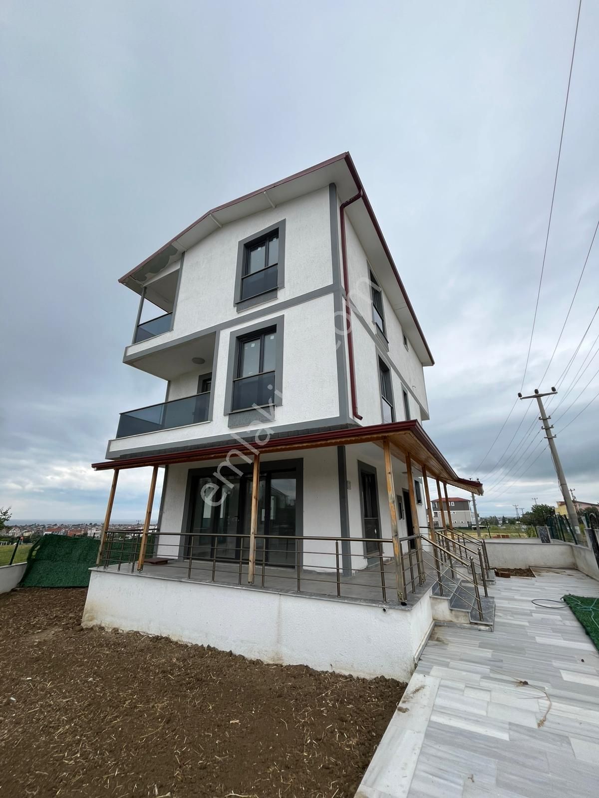 Ata Gayrimenkul'den Verandalı 5+1 Geniş Oturumlu Satılık Villa - Görsel 3