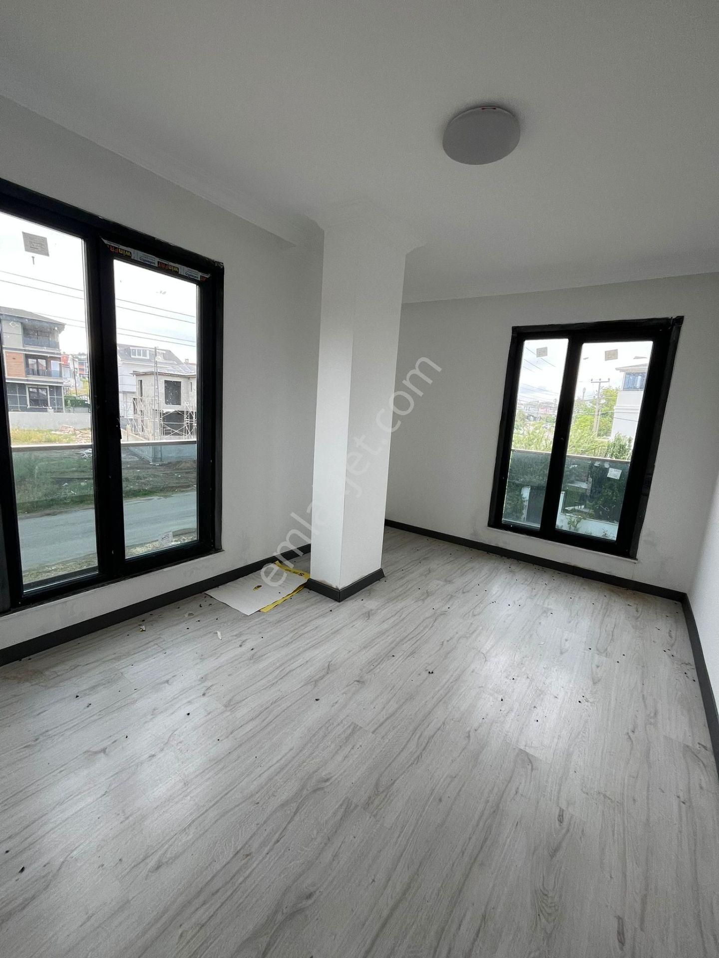 Ata Gayrimenkul'den Verandalı 5+1 Geniş Oturumlu Satılık Villa - Görsel 16