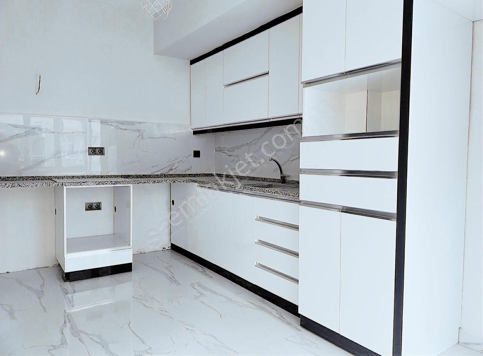 Akgün Emlak'tan Satılık Altınkum Plajında 2+1 Dubleks Daire
