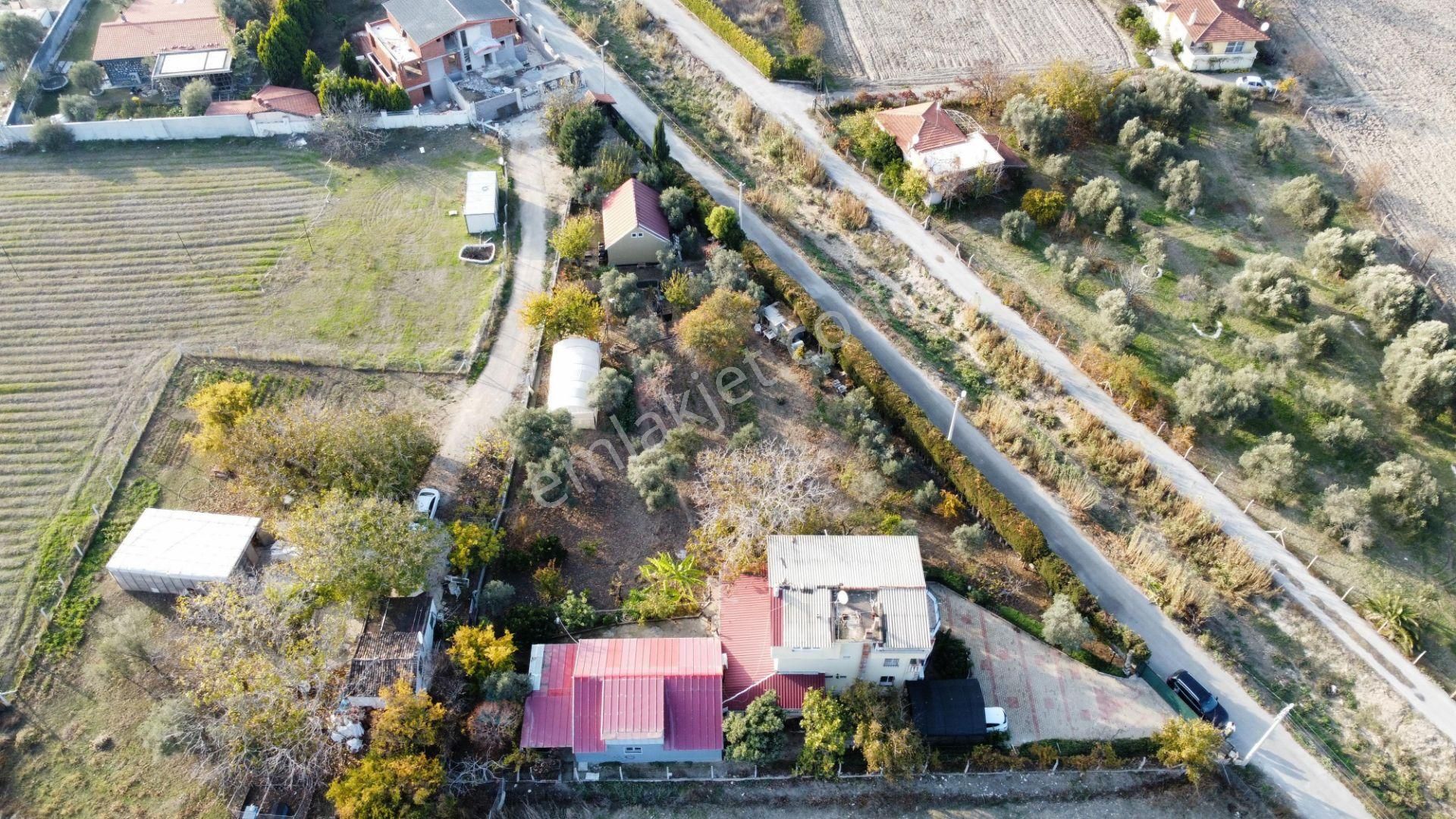 Locateden Urla İskele Mah Ağaçlı Yola Satılık Arsa