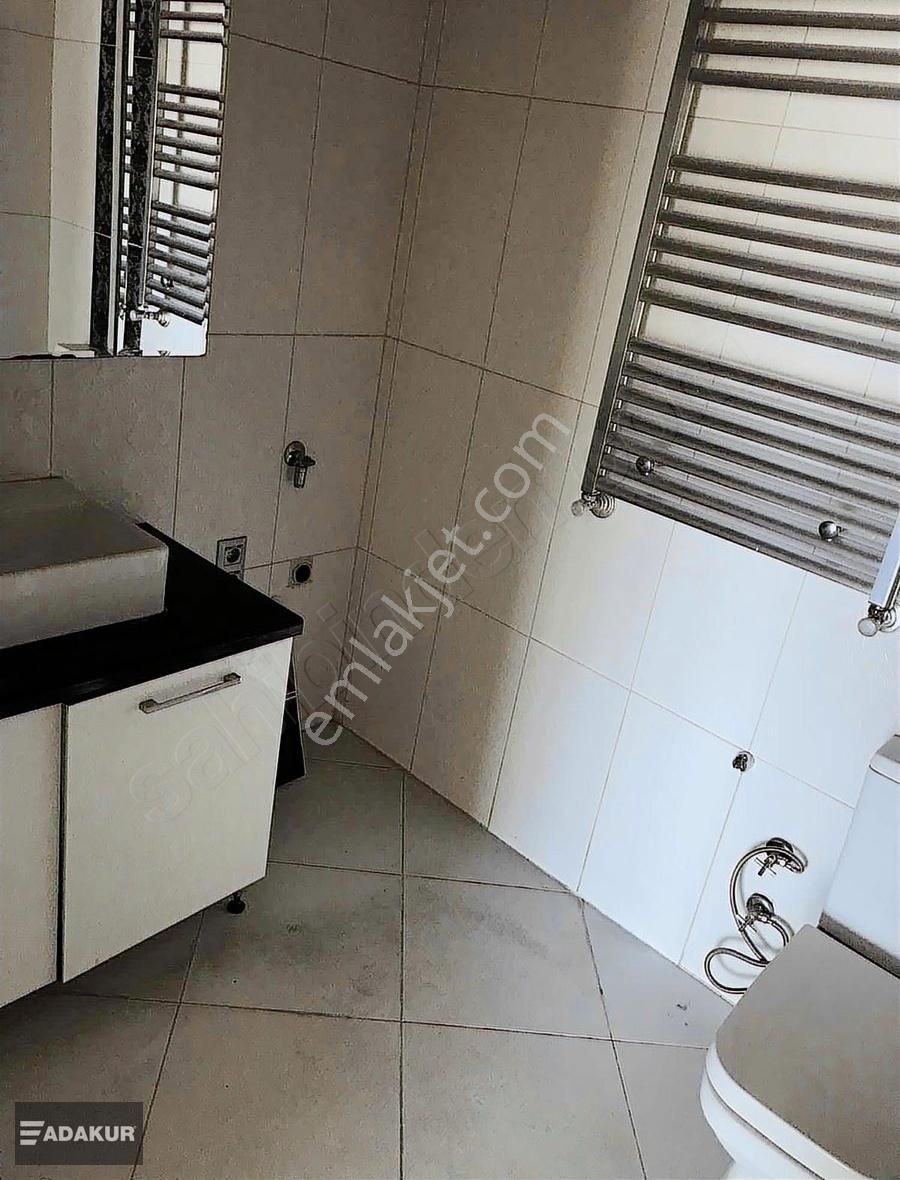 Adakur'dan Bahçekent Emlakkonıtlarında Kiralık 2+1 105 M2 Daire