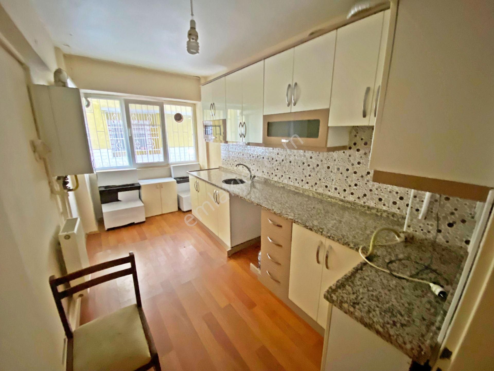 Sincan Merkezde 2+1 Gömüsüz Bahçe Katı Balkonlu Daire