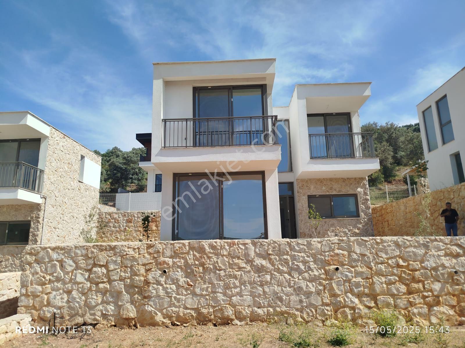 Muğla Milas Kıyıkışlacık'ta Satılık Dublexs Villa!