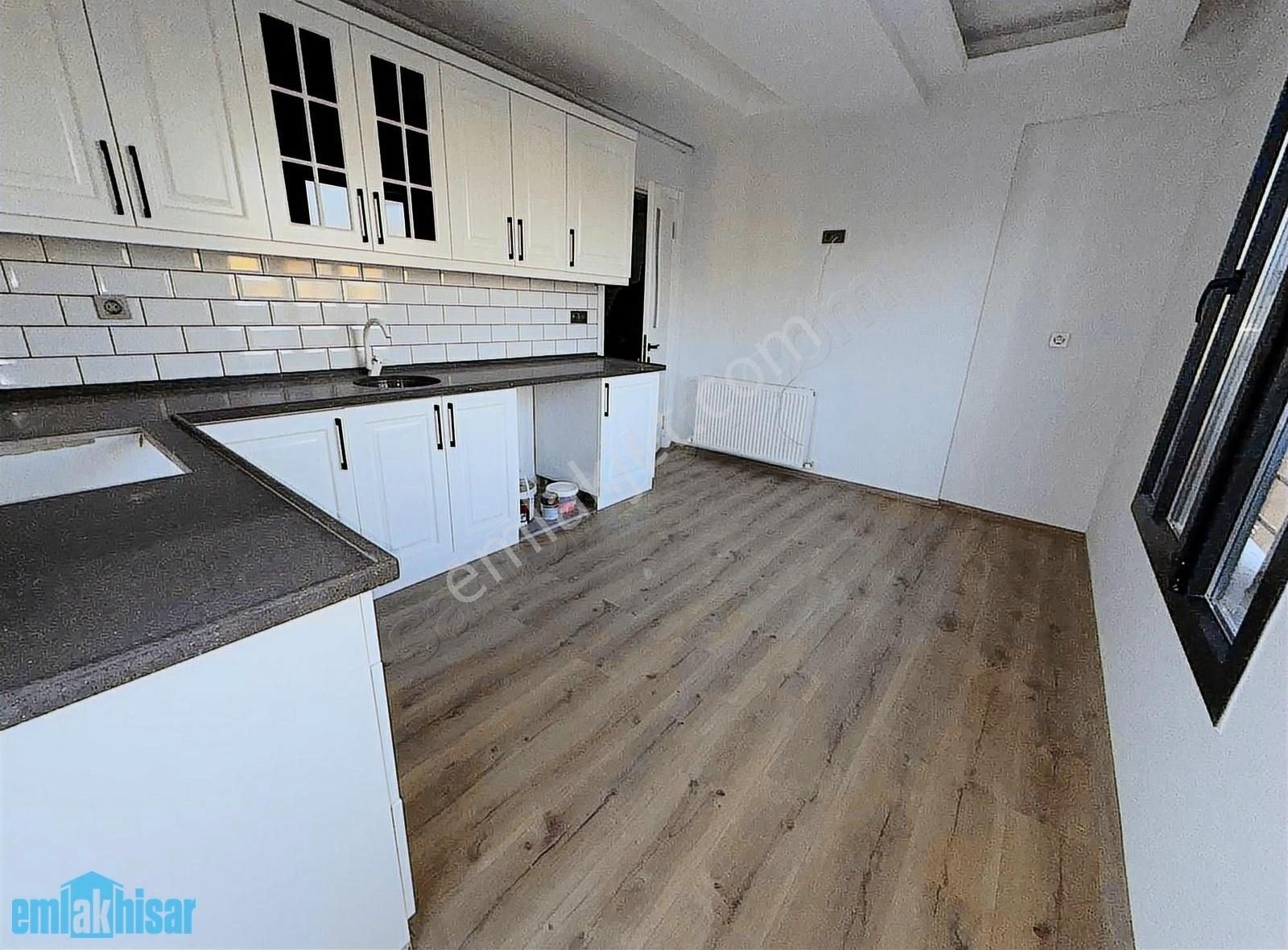 Akhisar Atatürk Mh. Gölette Satılık 4+1 Sıfır Dublex Daire