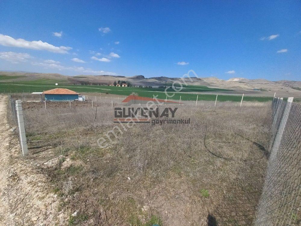 Güvenay - Çorum Cemilbey Yolu Kayı - Kıvırcık Yol Ayrımı Ana Yolda Bahçe - Görsel 9