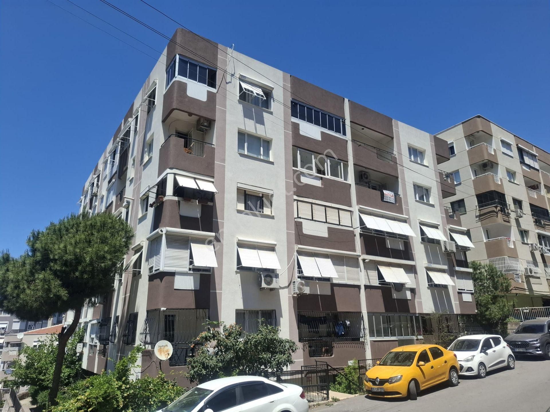 Bahçeli, Asansörlü, Çocuk Parkı Ve Durağa Yakın