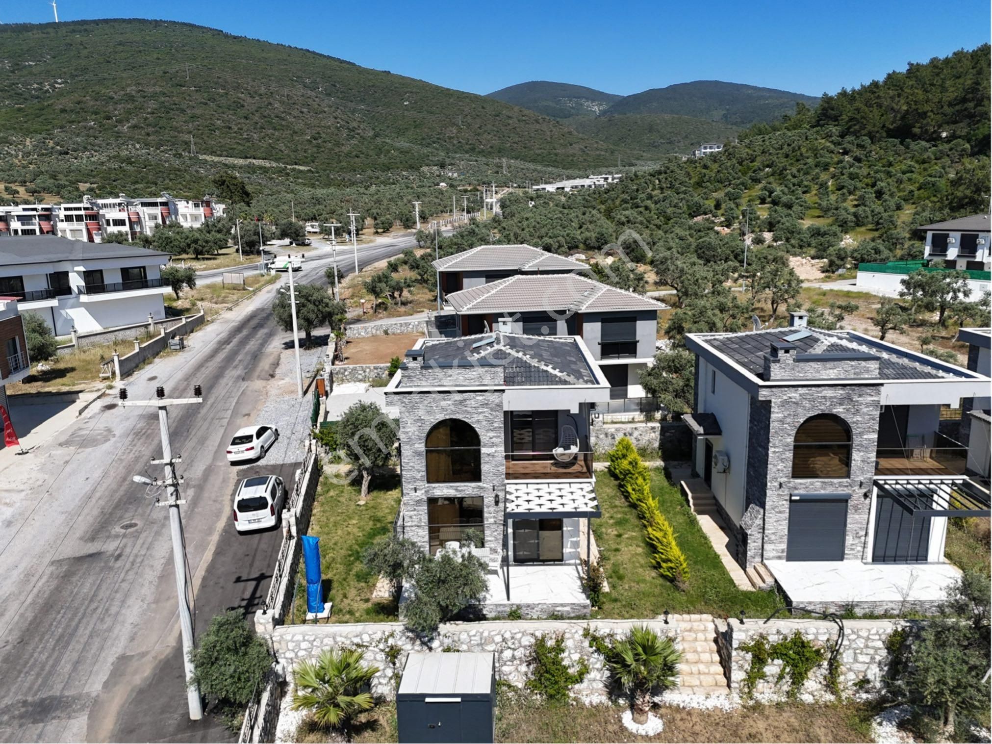Didim Akbükte Eşyalı Havuzlu Lüks Deniz Manzaralı Villa