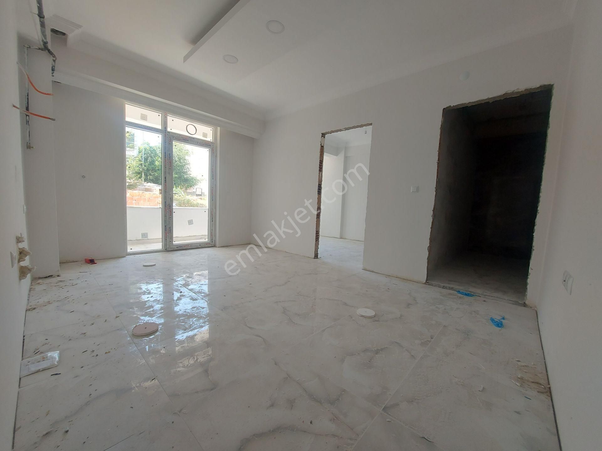 Kaplan Gayrimenkul’den Emek Mah. Albayrak Cad. Yakını 1+1 50 M² Satılık Daireler