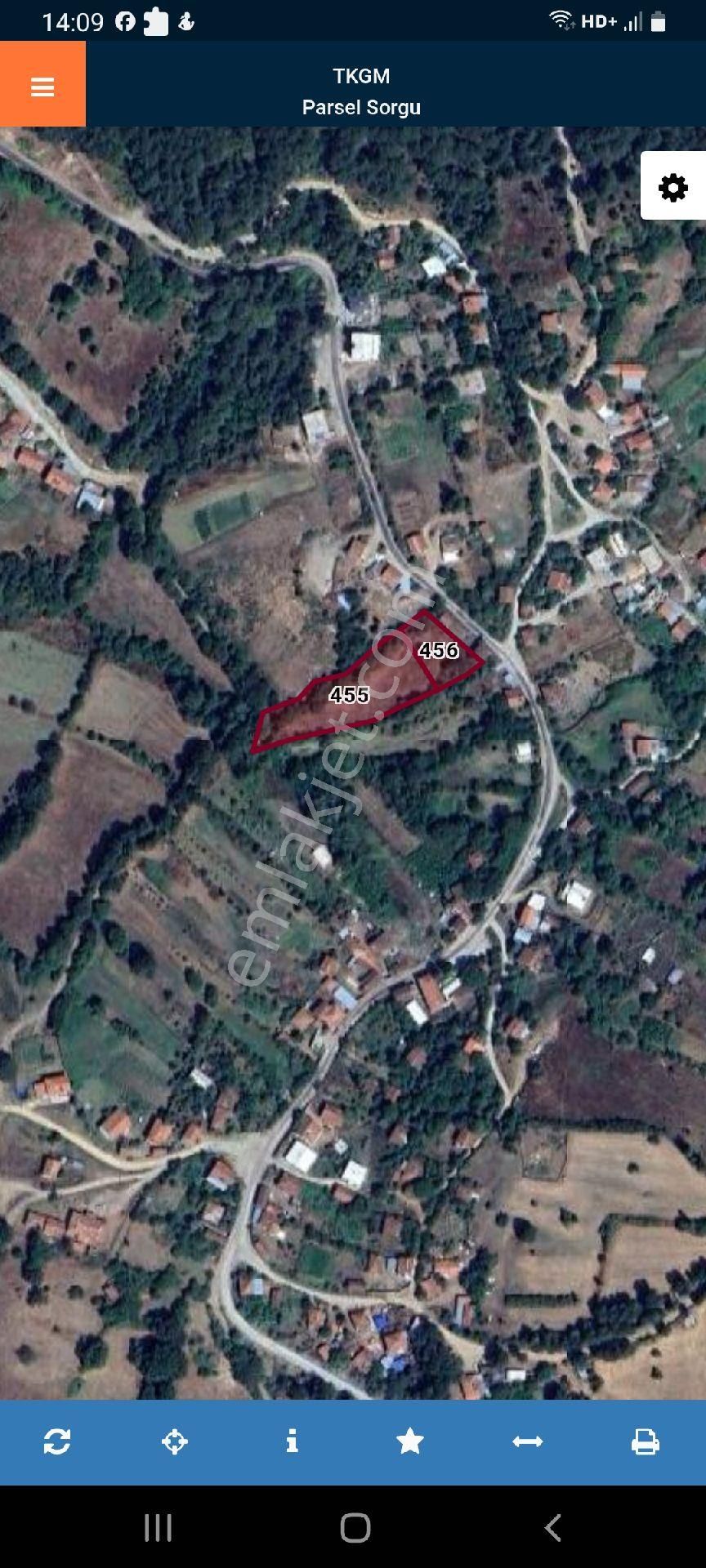 Çiviliçam Mahallesinde Büyük Arsa