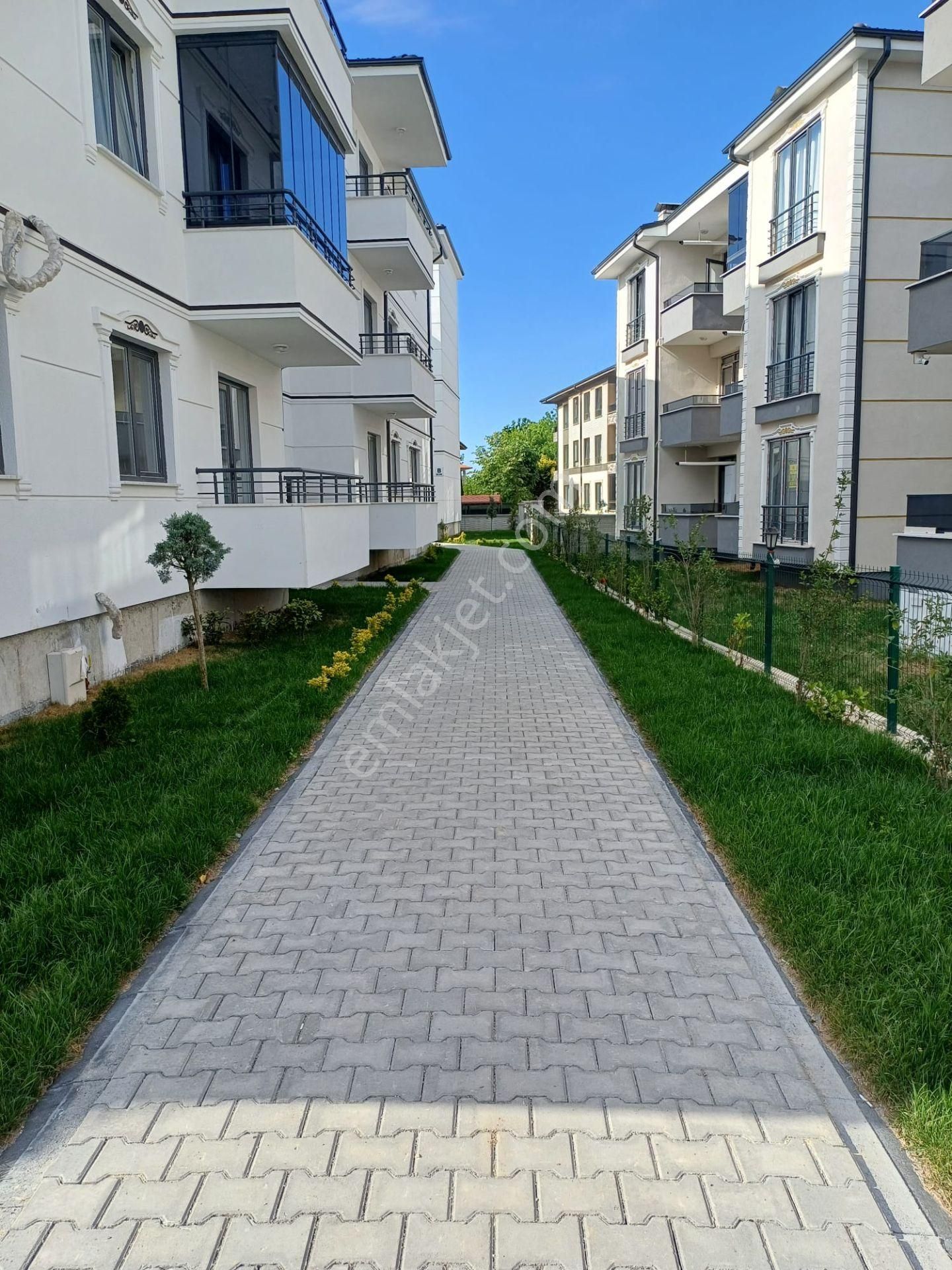 Sahibinden 3+1 Arakat Hanlı Merkezde Sitede Sıfır Satılık Daire