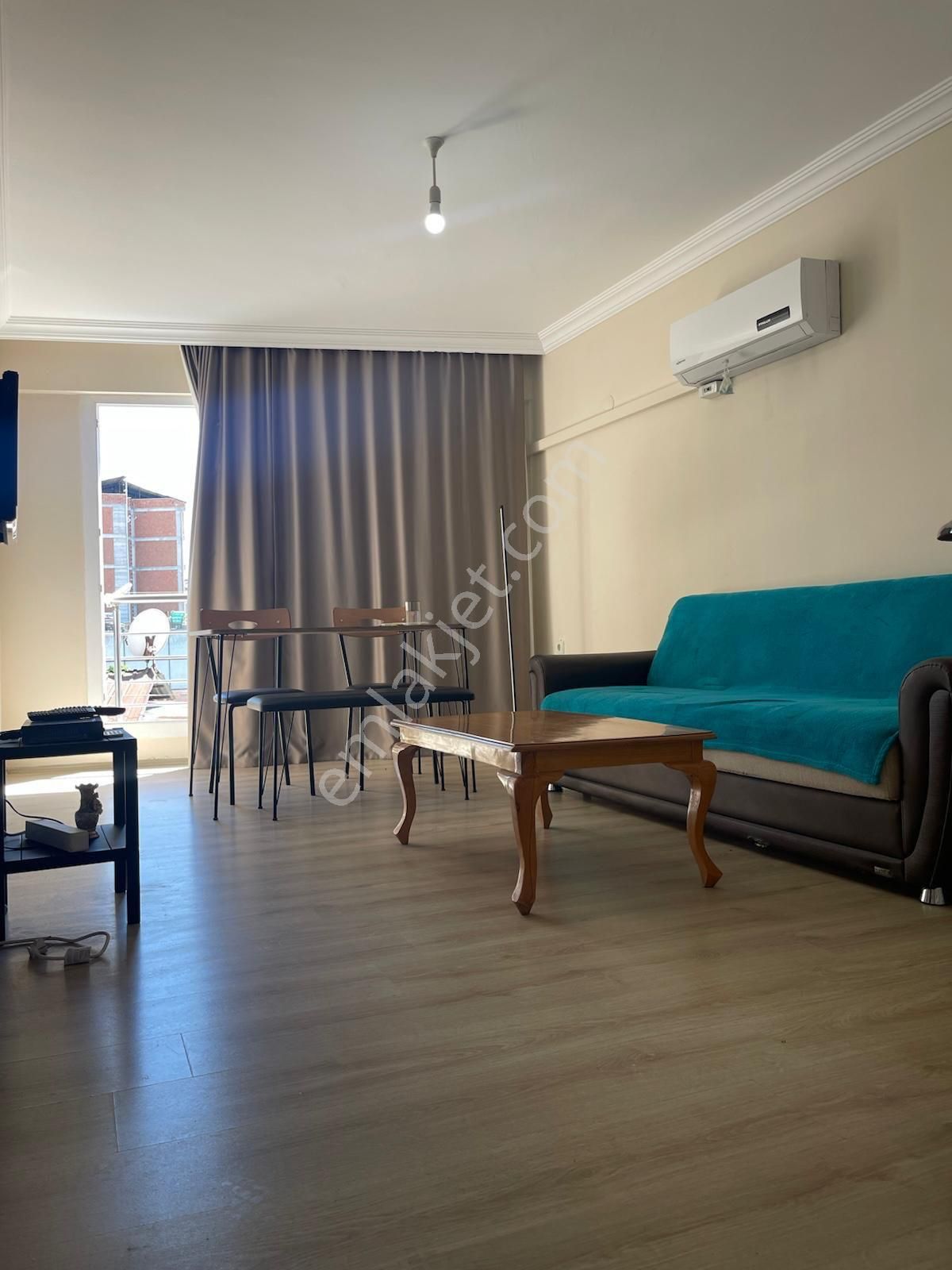 Konut Emlaktan Aydın Nazilli Sümer Mah Cadde Üzeri 1+1 Esyalı Daire 