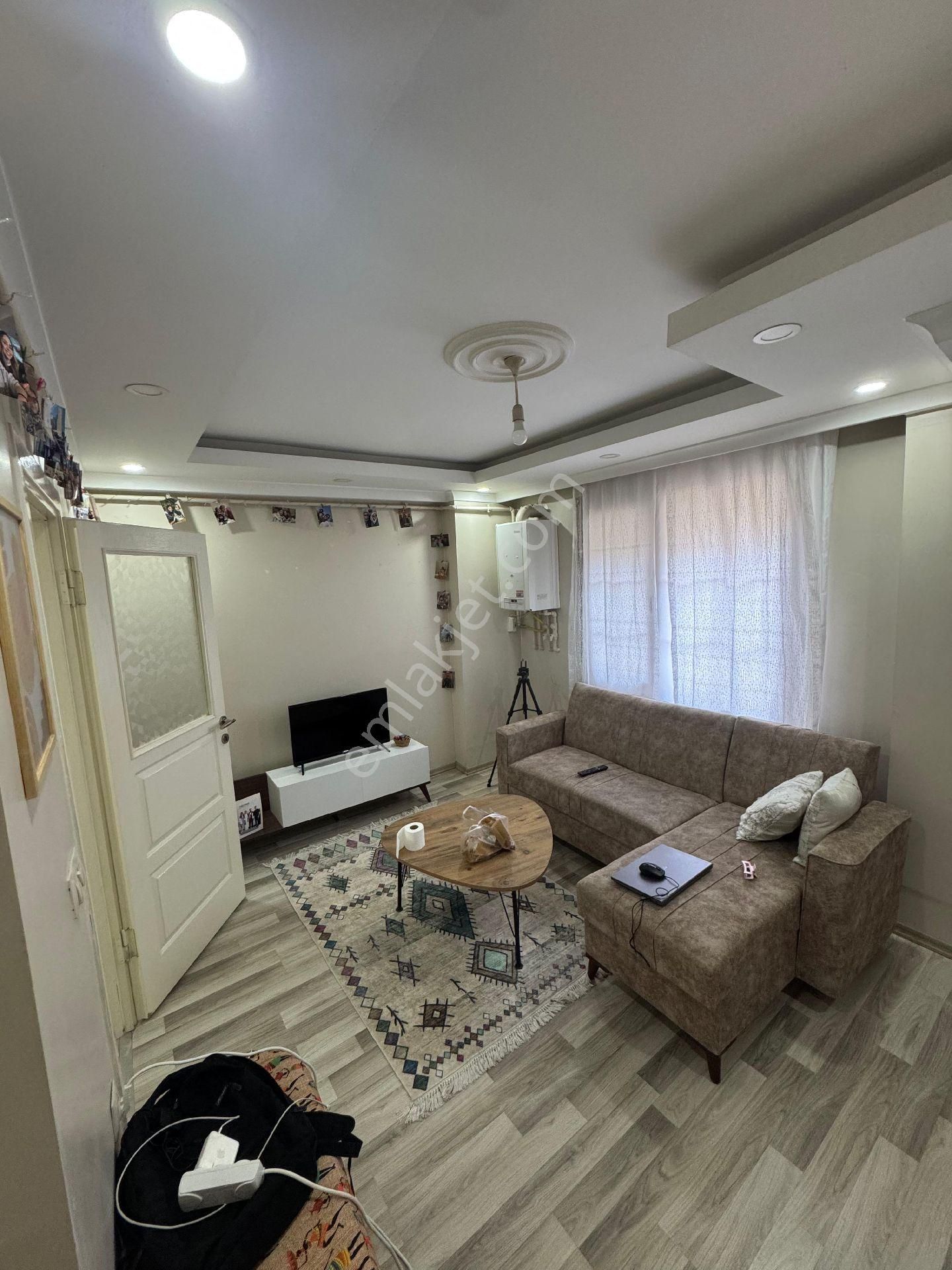 Kağıthane Gültepe'de Temiz 2+1 Daire