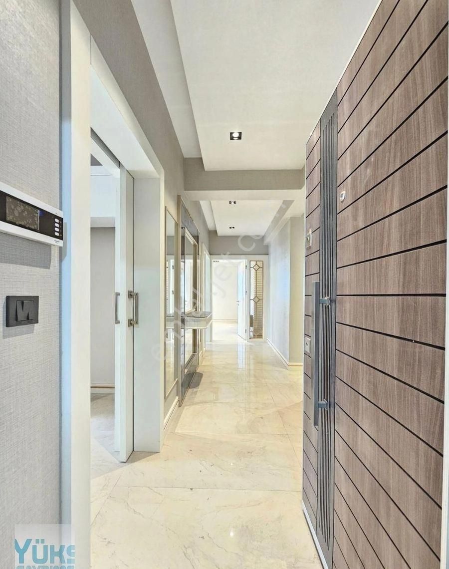 Denizli Selçukbey De 4+1 220 M2 Havuzlu Konsept Satılık Lüks Daire