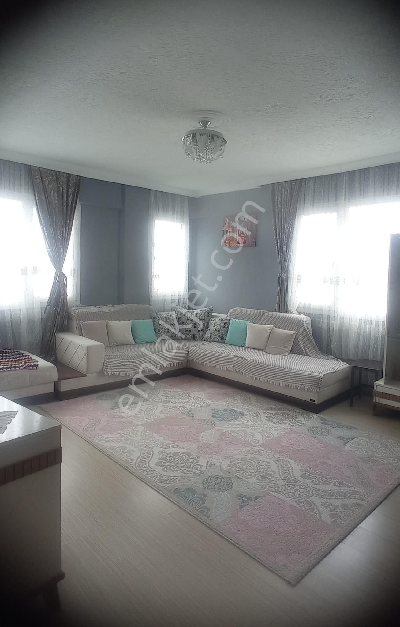 Bozyaka Hastanesi Saim Çıkrıkçı Caddesi Bakımlı Geniş Daire
