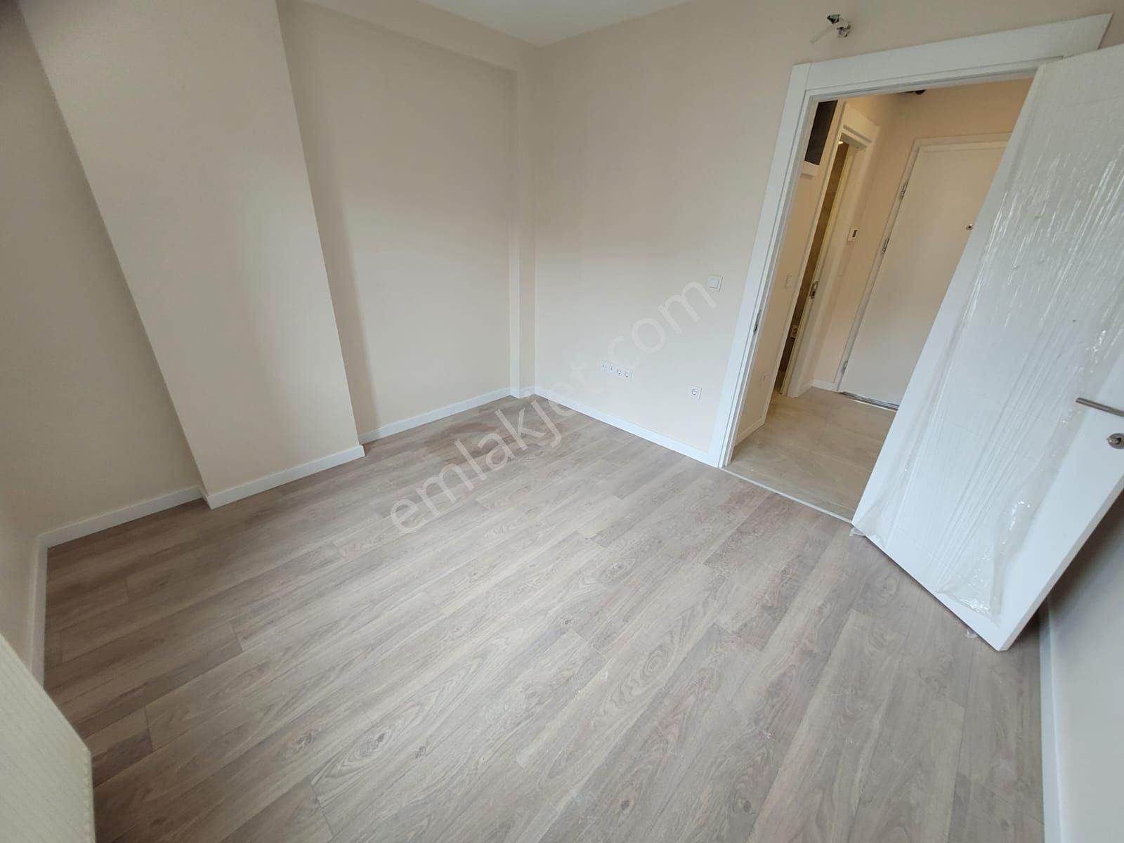 Göztepe Özgürlük Parkı Ve Marmaray Yakını 1+1 Kiralık Daire