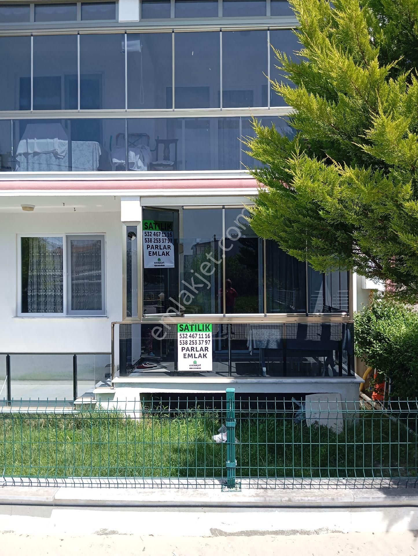Parlar Emlaktan Satılık Daire Yazlık 2+1 68m2 Doğalgazlı Bahçeli Denize 150 Metre