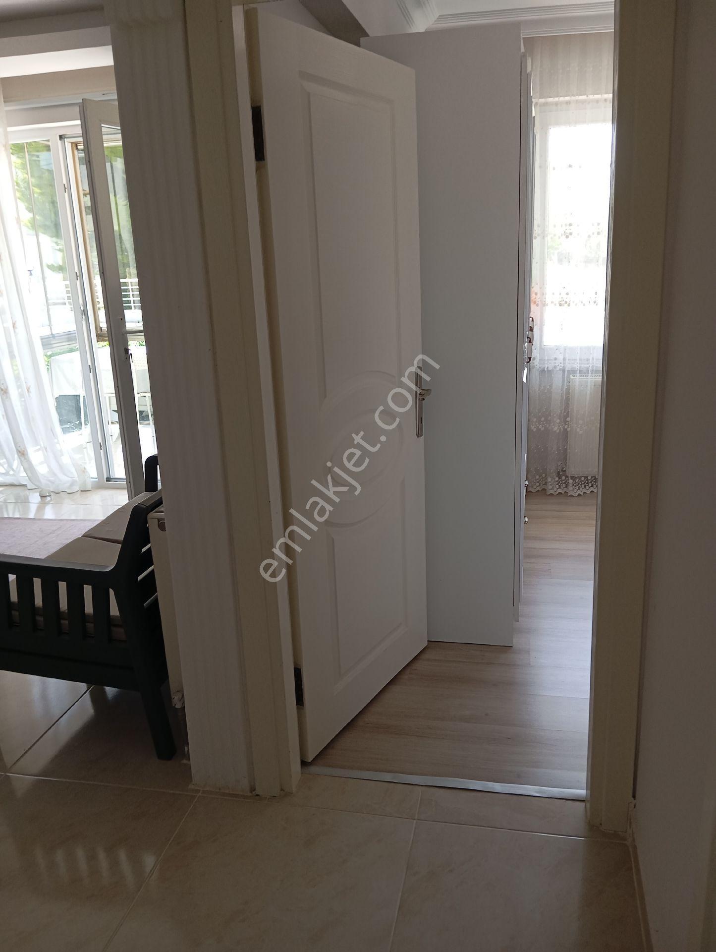 Parlar Emlaktan Satılık Daire Yazlık 2+1 68m2 Doğalgazlı Bahçeli Denize 150 Metre - Görsel 16