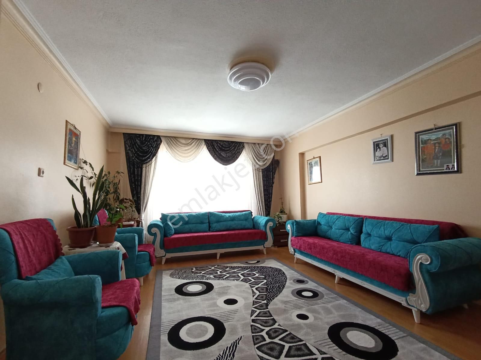 Sincan Tandoğan Mahde Ara Katta Salon Bağımsız 3+1 Daire