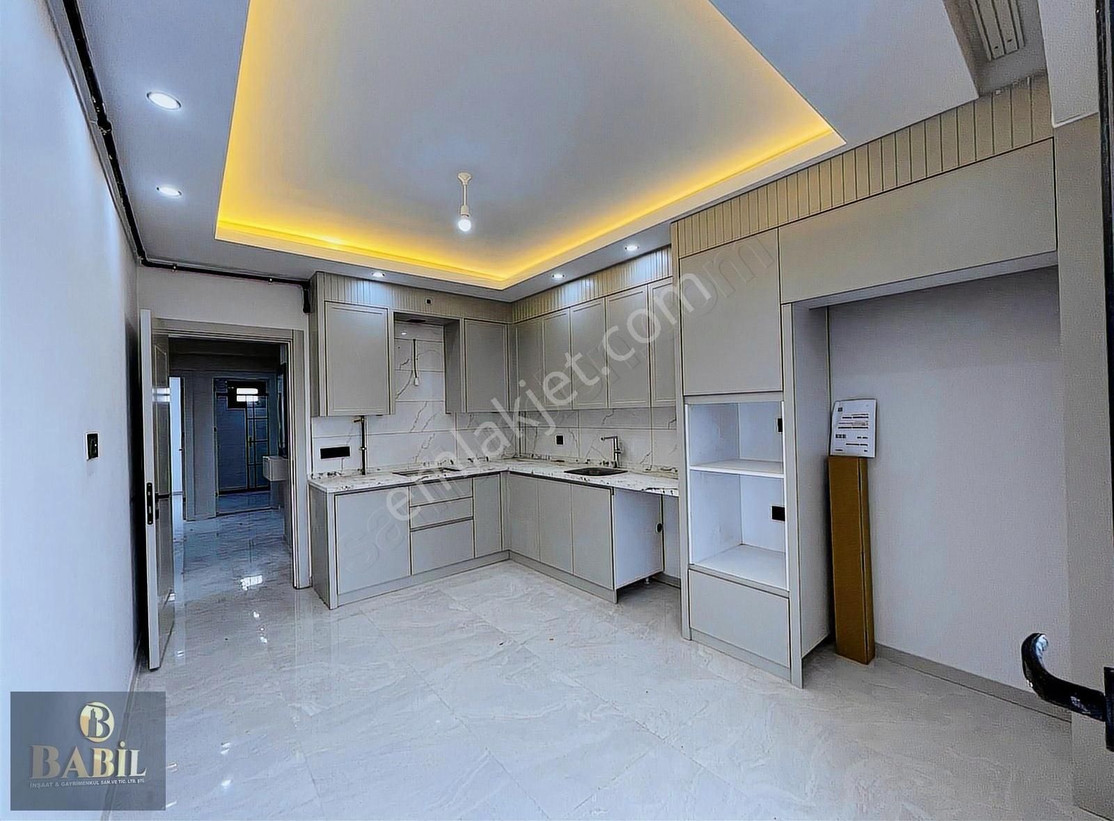 Şemiklerde 2+1 Geniş Balkonlu Ön Cephe Asansörlü Sıfır Daire