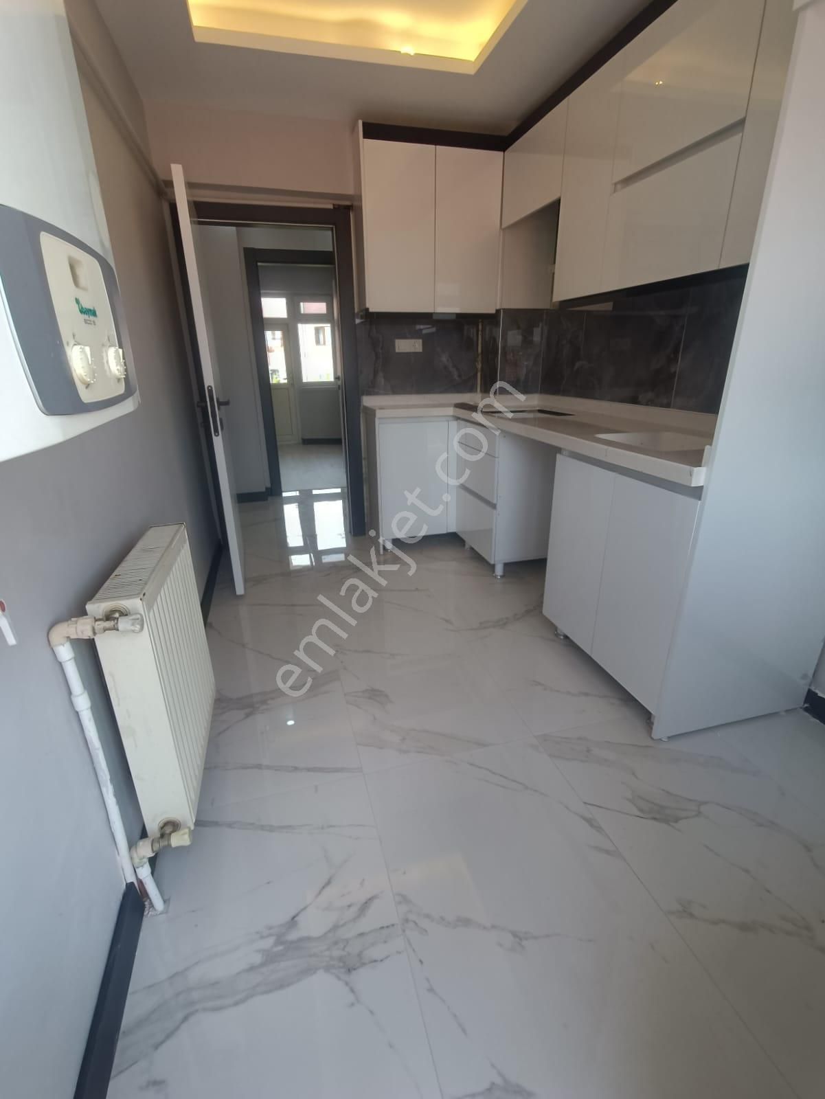 Mç Emlak'tan Mareşal Çakmak Mah'de 3+1 Lüxs Satılık Daire - Görsel 4