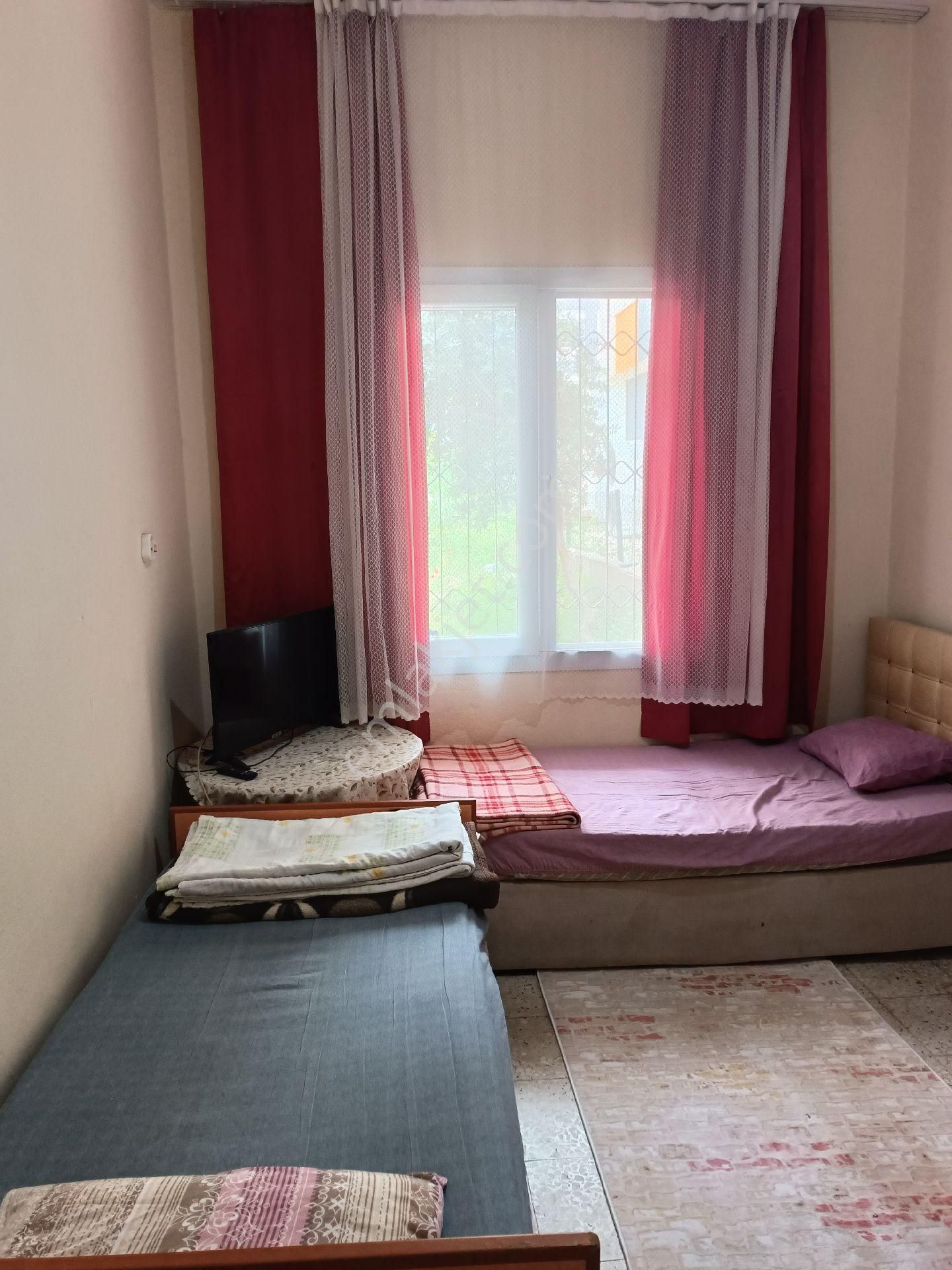 Erdemli Akdeniz Mahallesi'nde Eşyalı Kiralık 1+1 Daire