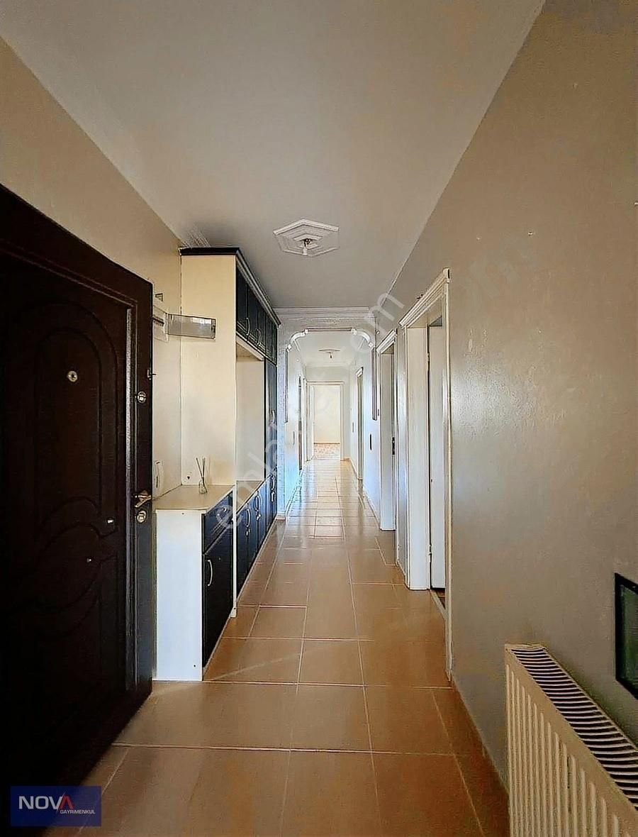 Nova Gayrimenkul'den Kervan Yolu Üzeri Kiralık 4+1 Arakat
