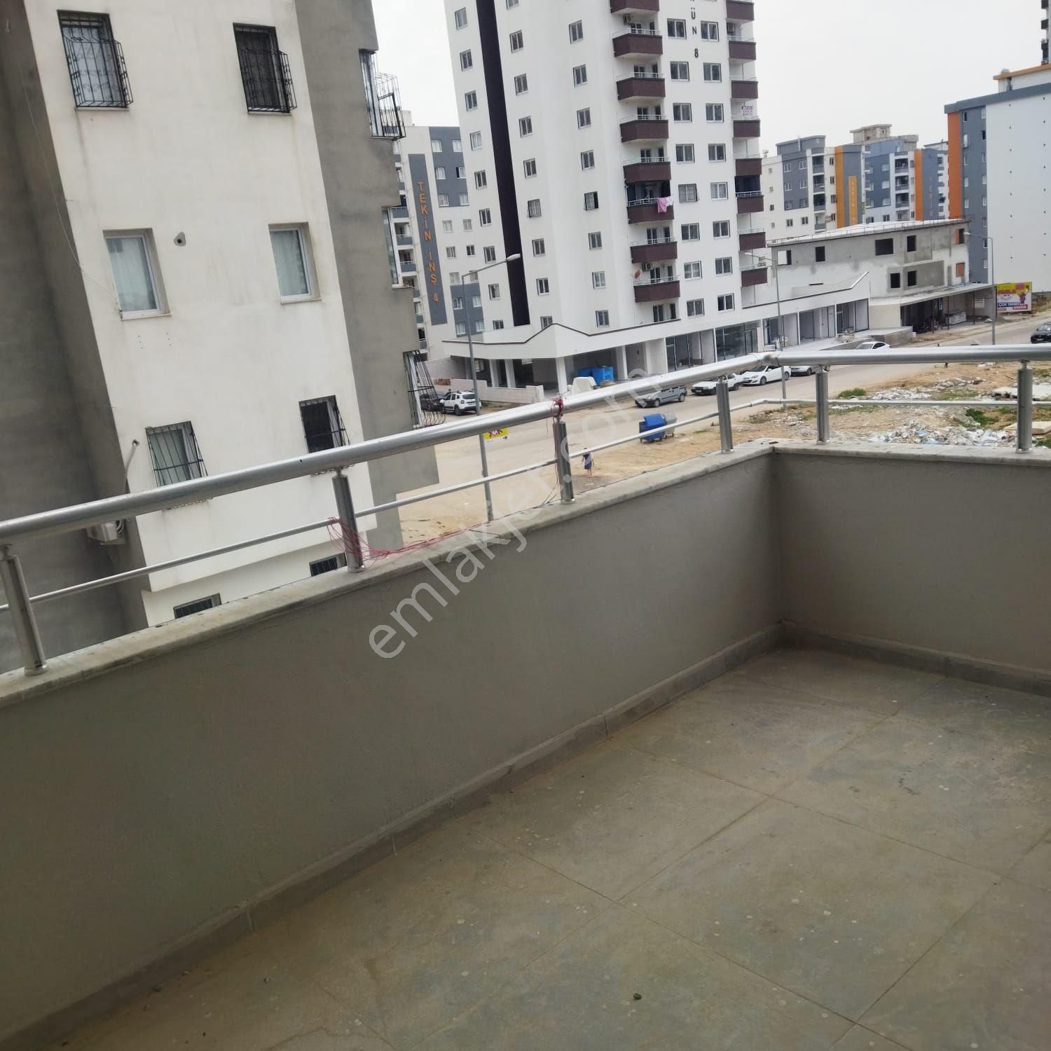 Sarıçam Belediye Arkası Yeni Yapılan Okullar Bölgesi 2+1 Satılık Daire