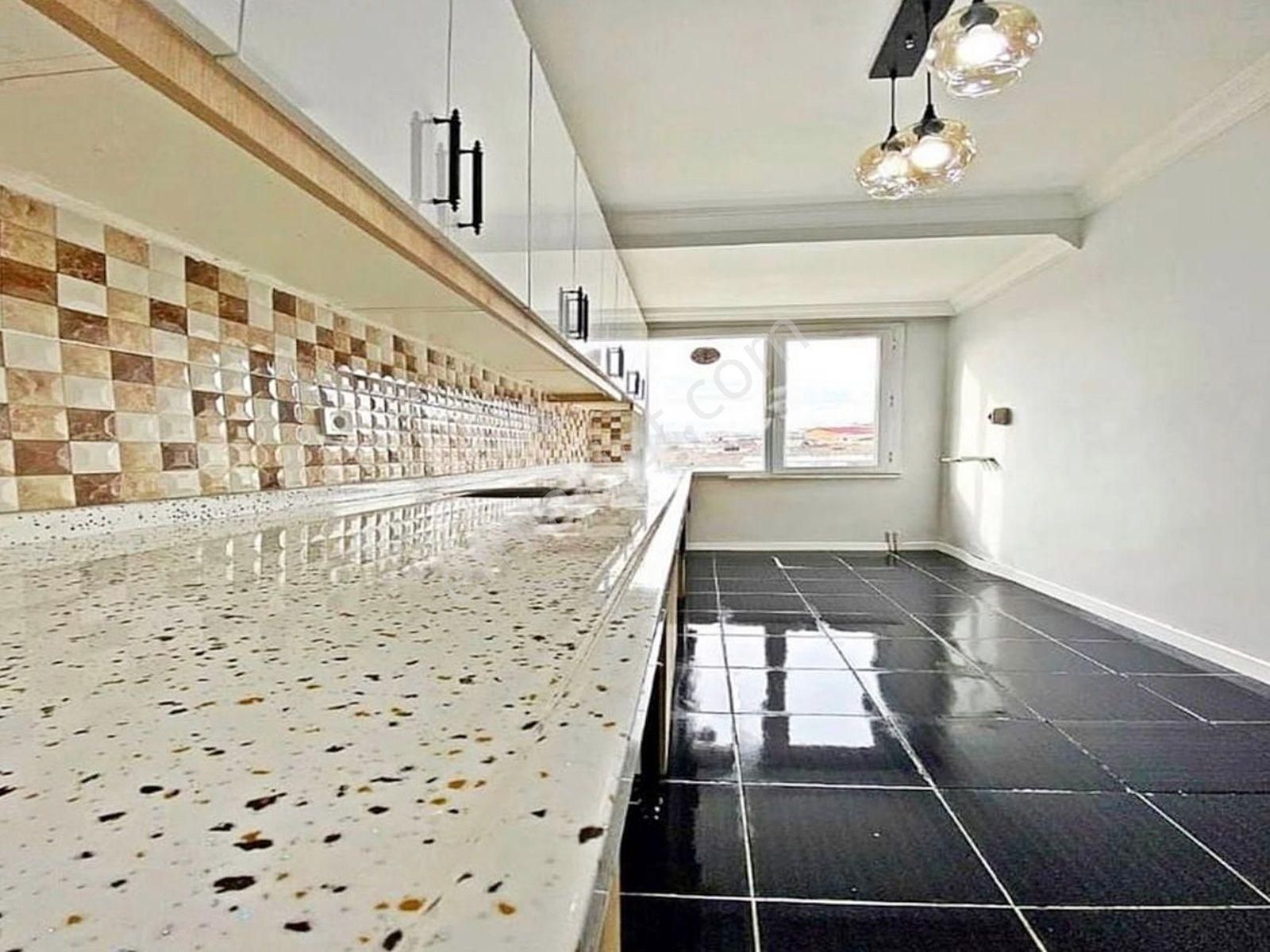 Ercin Yapı'dan Kampanya!!! Yeni Metroya Yürüme Mesafesin De 2+1 Ara Kat!!!! - Görsel 6