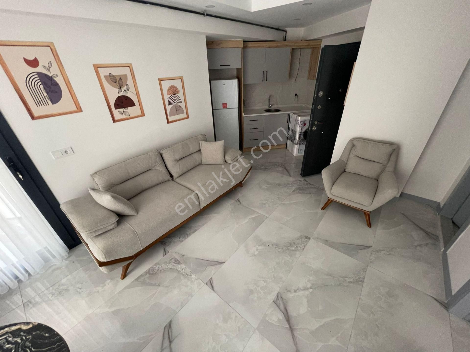 Denizli Değirmen Önü Lozan Caddesin'de 1+1 Satılık Apart