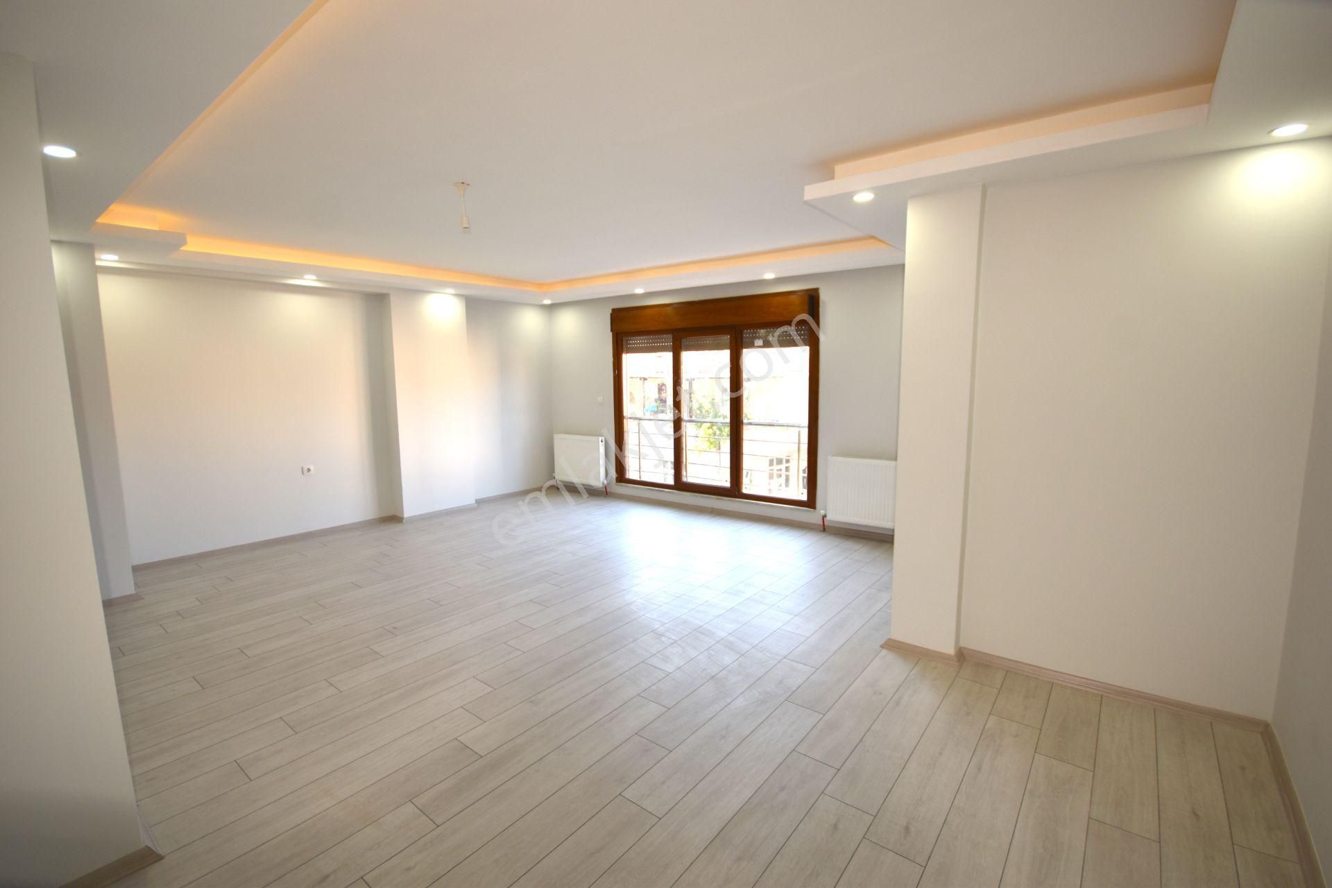 Nest Emlak'tan İnönü Mh 5+2 270m2 Emsalsiz Lüx Dubleks Daire