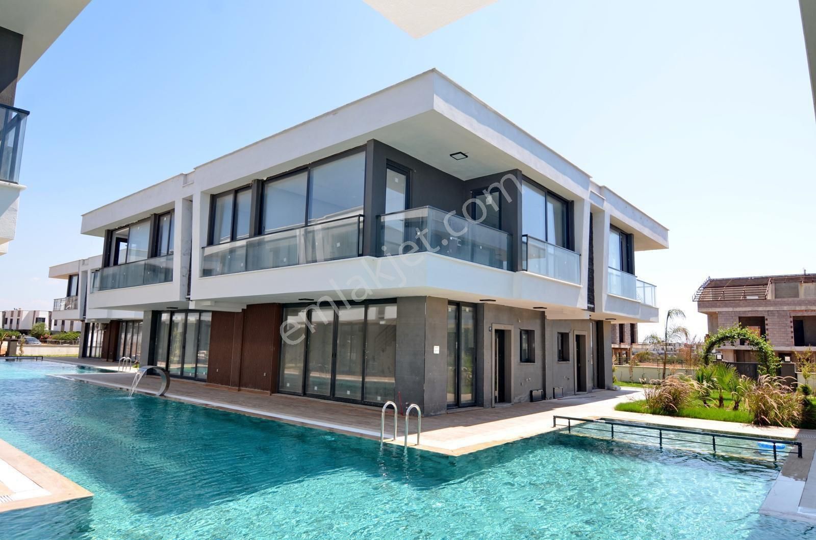 ⚡️merkez Konumda Yeni Yapı 3+1 Villa ⚡️
