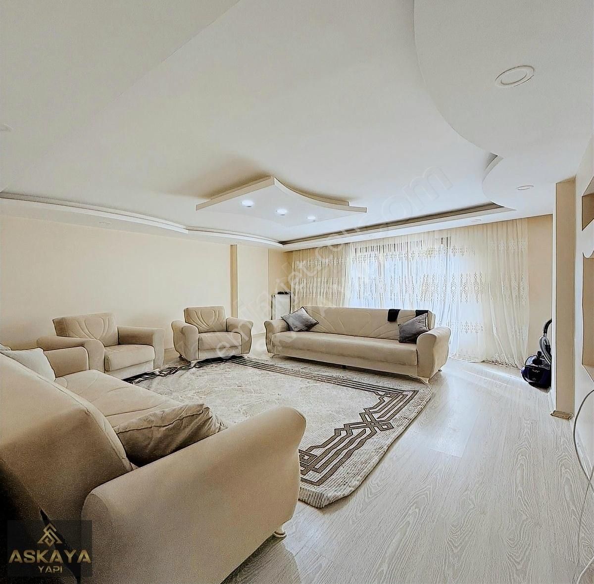 Askaya Yapıdan Satılık Es Kule Avm Yanında 115m2 2+1 Köşe Daire