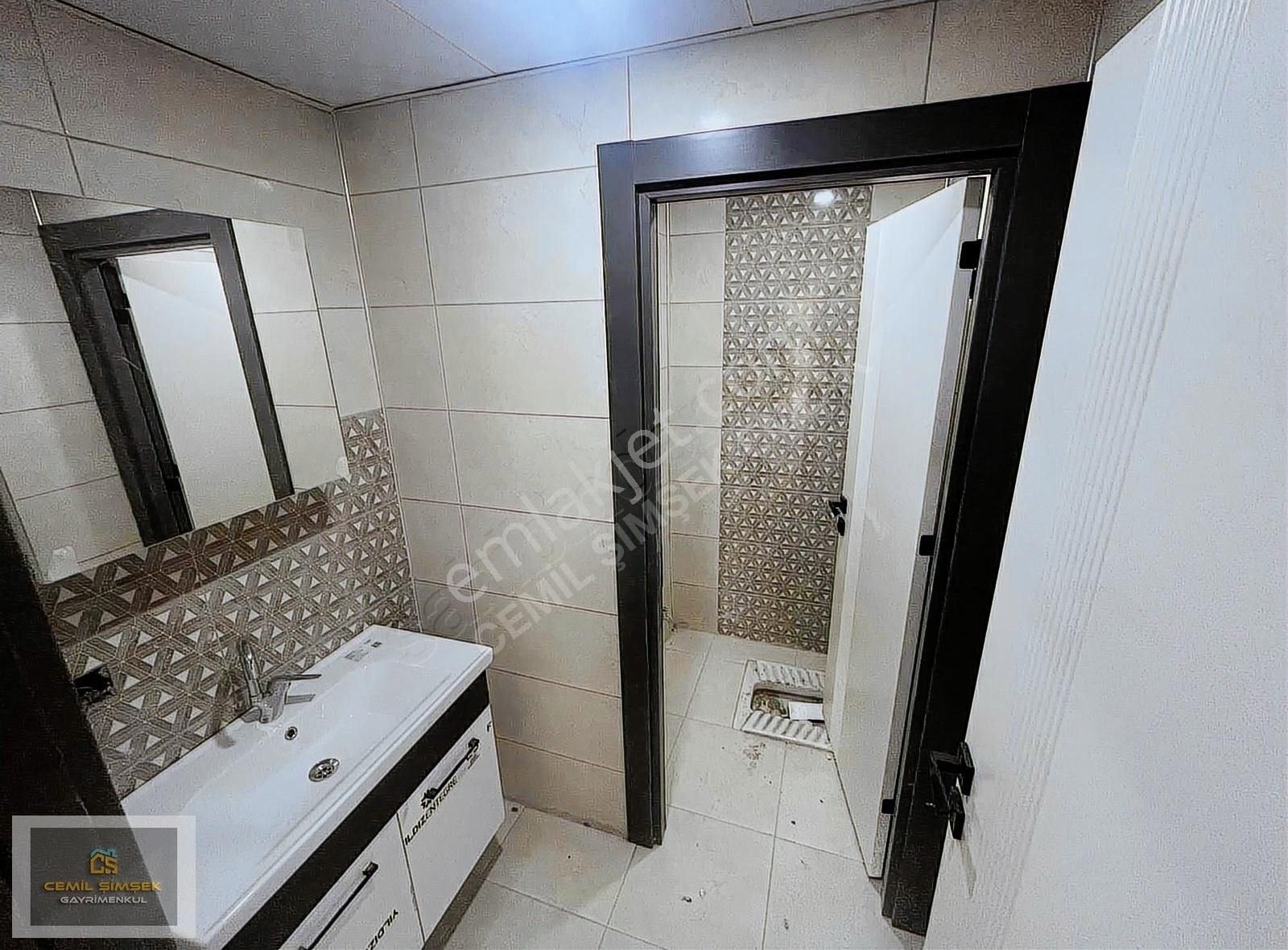 Cemil Şimşek'den Küçük Kumköprü Cad Sıfır 3+1 Fırsat Dairesi - Görsel 20