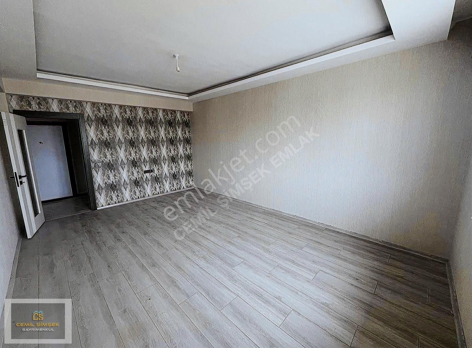 Cemil Şimşek'den Küçük Kumköprü Cad Sıfır 3+1 Fırsat Dairesi - Görsel 6