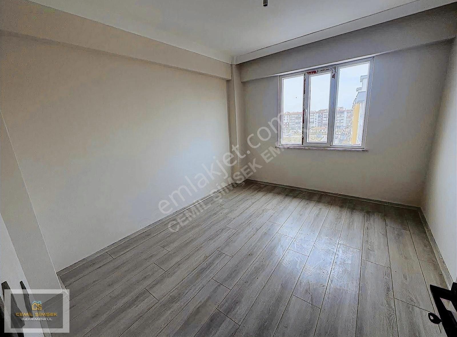 Cemil Şimşek'den Küçük Kumköprü Cad Sıfır 3+1 Fırsat Dairesi - Görsel 19