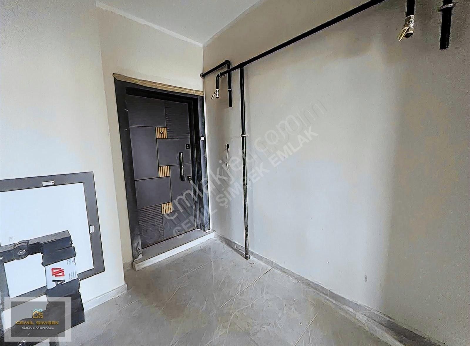 Cemil Şimşek'den Küçük Kumköprü Cad Sıfır 3+1 Fırsat Dairesi - Görsel 11